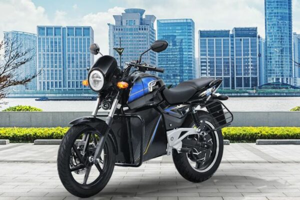 Odysse Vader Electric Bike 3 kWh lithium-ion battery under fuel tank style body