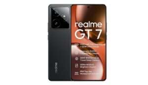 Realme GT 7 5G smartphone with 7000mAh battery, 120W fast charging and 50MP triple camera setup