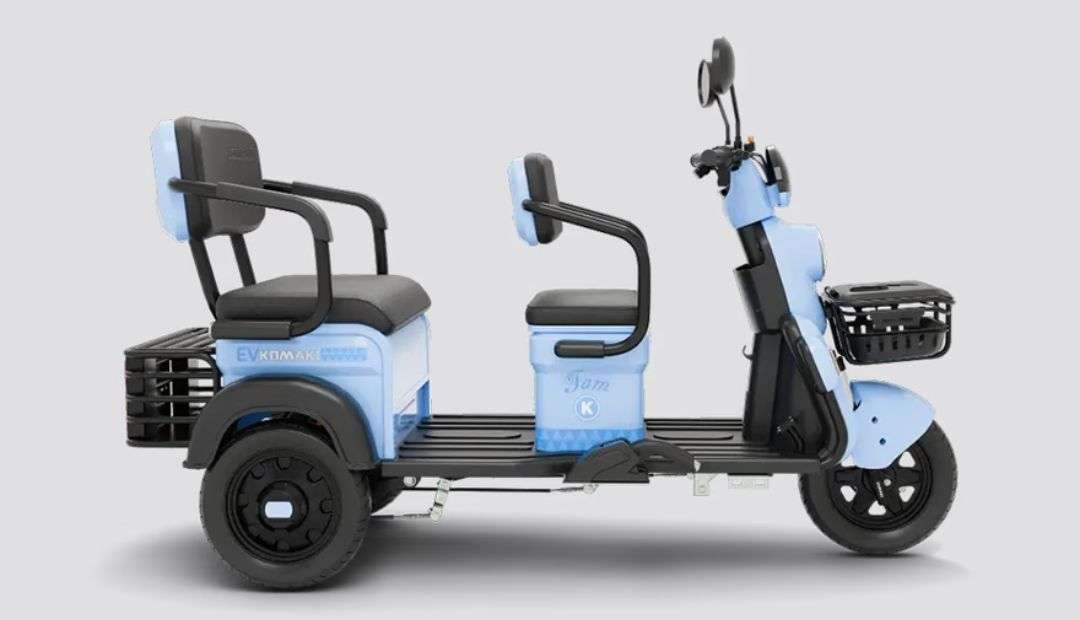Komaki FAM 2.0 STD side view electric scooter
