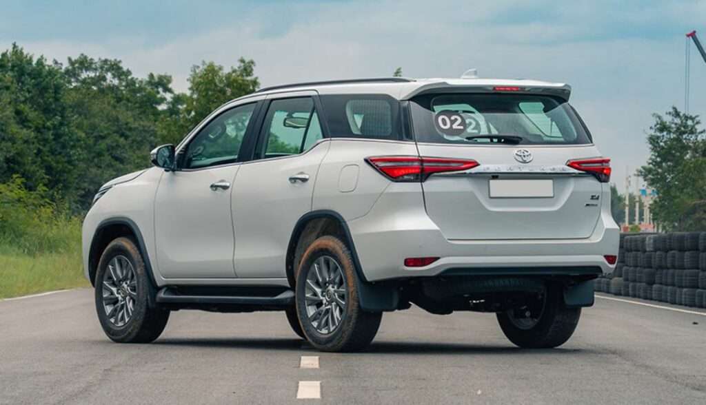 Toyota Fortuner 2025 driving on road showcasing 4WD power